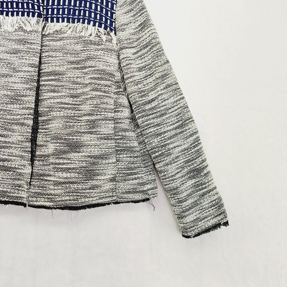 Chico’s Long Sleeve Pieced Detail Jacket Black/White/Blue Casual Blazer P3378 - Picture 4 of 9